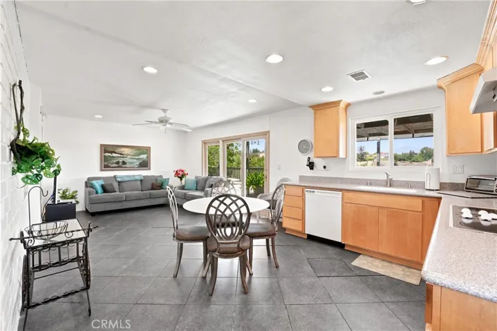 1916 Chestnut Creek Road, Diamond Bar, California 91765