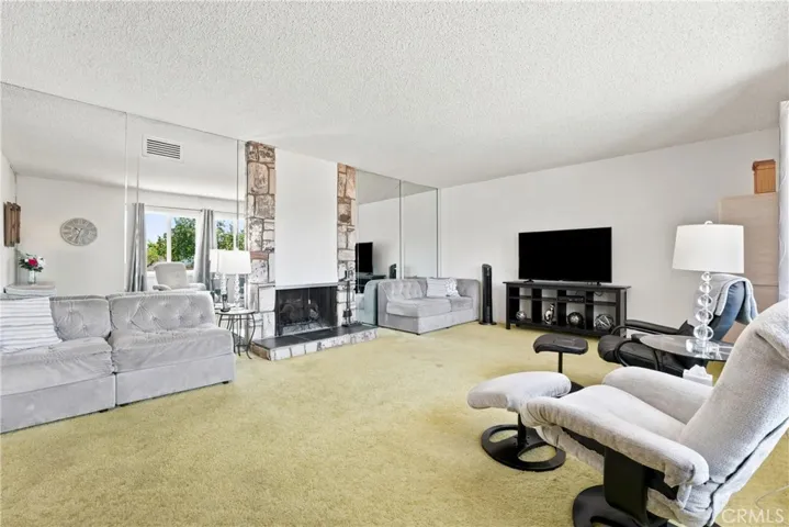 1916 Chestnut Creek Road, Diamond Bar, California 91765
