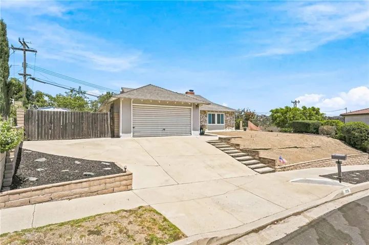 1916 Chestnut Creek Road, Diamond Bar, California 91765