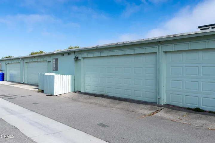 173 W. Elfin Green-24