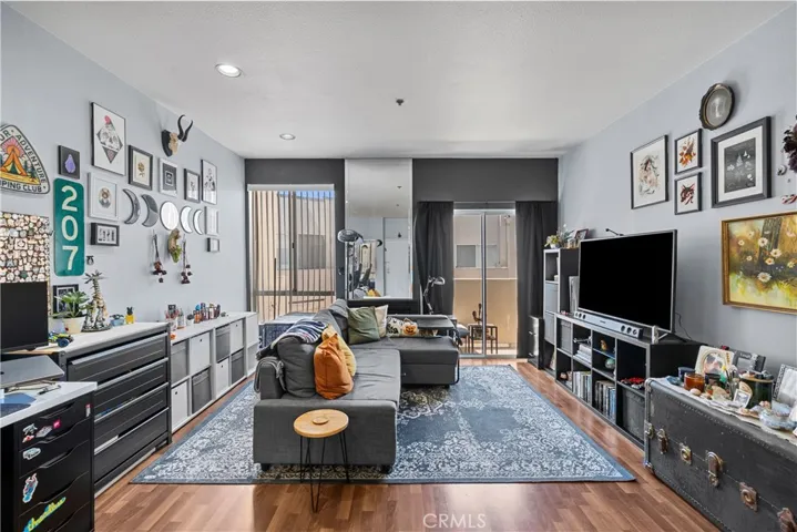19350 Sherman Way 328, Reseda, California 91335