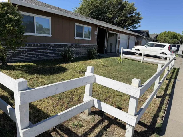 722 E Swain Rd, Stockton, California 95207