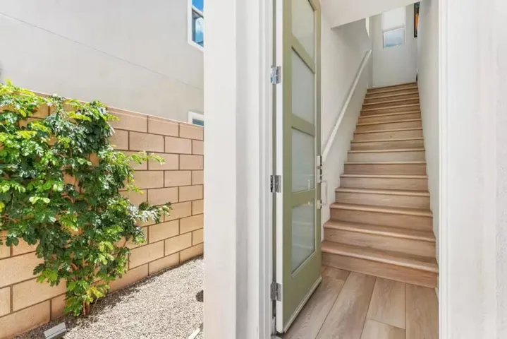 Private Entrance