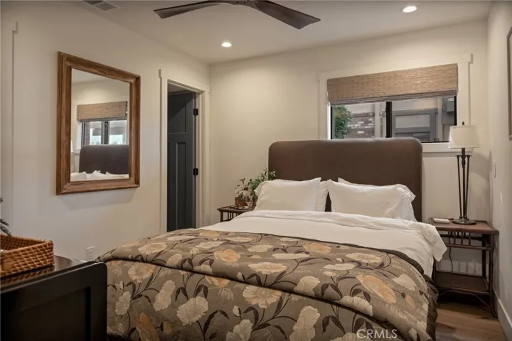 180 Ca-173 46, Lake Arrowhead, California 92352