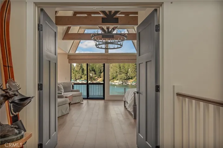 180 Ca-173 46, Lake Arrowhead, California 92352