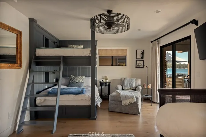 180 Ca-173 46, Lake Arrowhead, California 92352