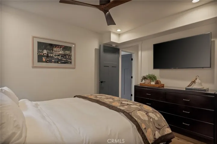 180 Ca-173 46, Lake Arrowhead, California 92352