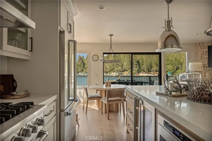 180 Ca-173 46, Lake Arrowhead, California 92352