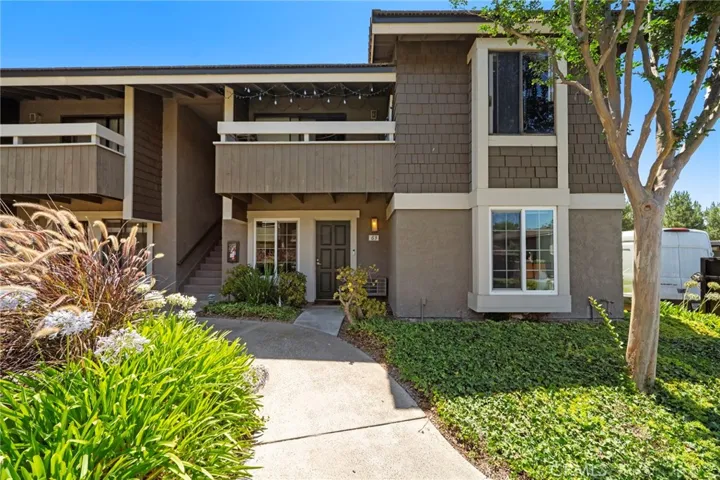 Ground-level, end-unit condo