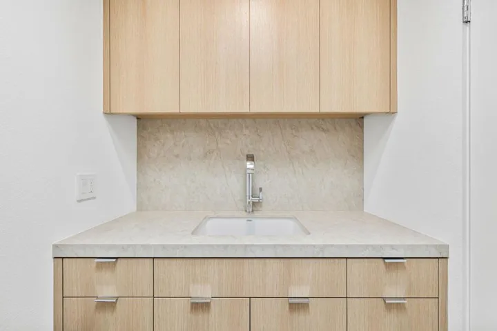 Laundry Room Cabinetry & Sink