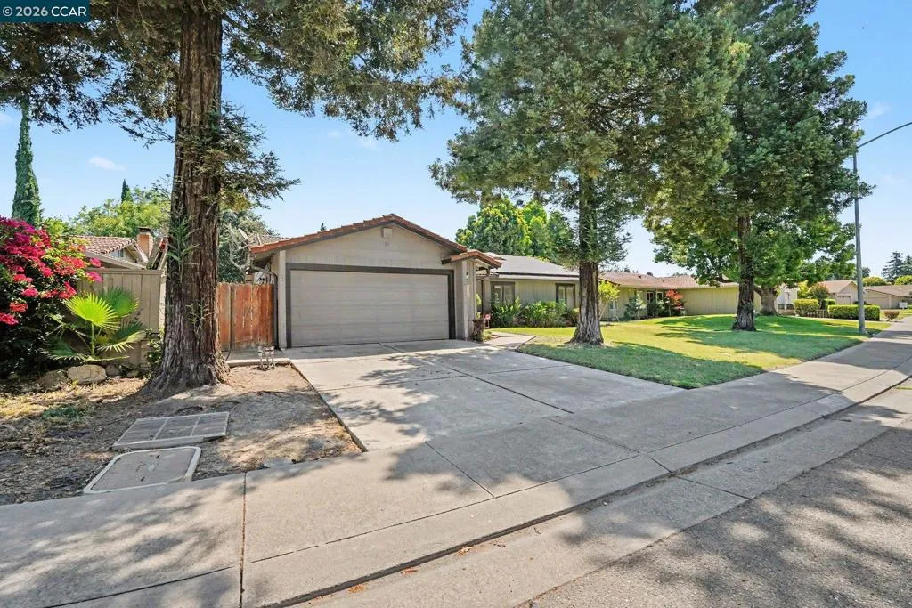 2356 Golden Bear Circle, Stockton, California 95209 — photo 4
