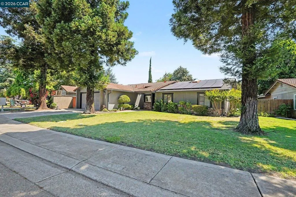 2356 Golden Bear Circle, Stockton, California 95209 — photo 5
