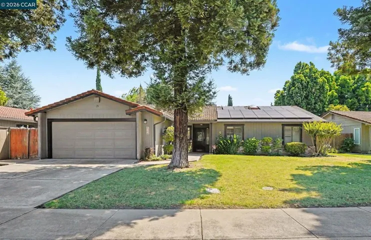 2356 Golden Bear Circle, Stockton, California 95209
