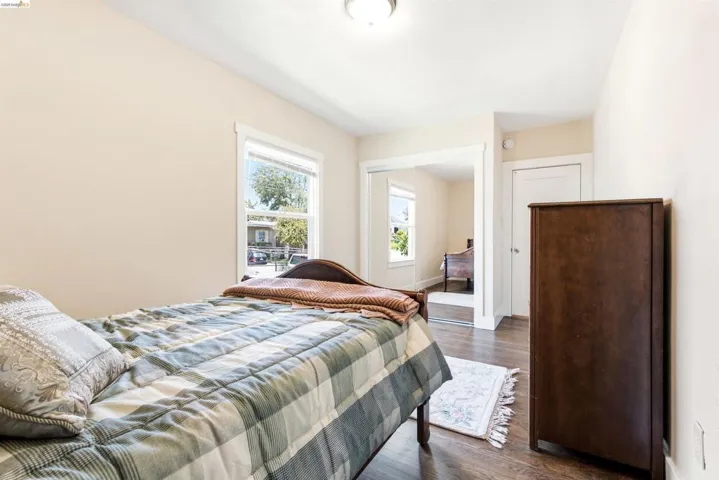 4201 Redding Street, Oakland, California 94619