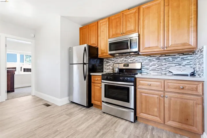 4201 Redding Street, Oakland, California 94619