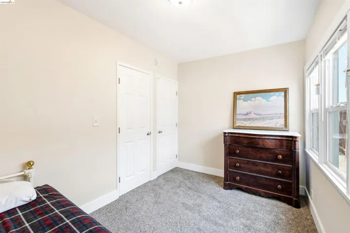 4201 Redding Street, Oakland, California 94619