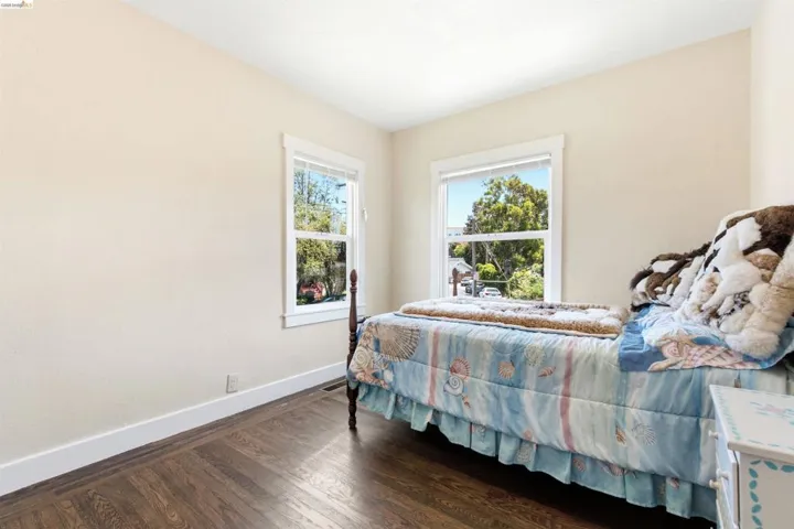 4201 Redding Street, Oakland, California 94619