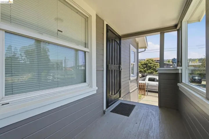 4201 Redding Street, Oakland, California 94619