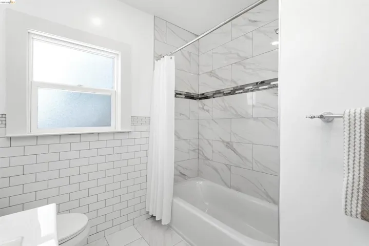 4201 Redding Street, Oakland, California 94619