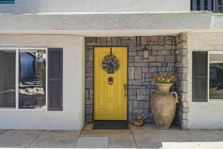 5249 Olive Dr., Concord, California 94521-3111