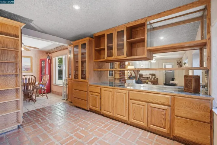 5249 Olive Dr., Concord, California 94521-3111