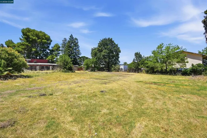 5249 Olive Dr., Concord, California 94521-3111