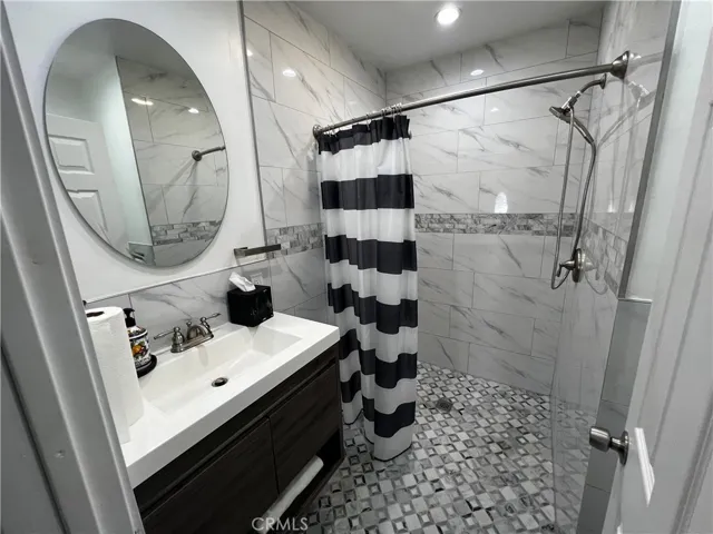 5871 Fullerton Avenue, Buena Park, California 90621