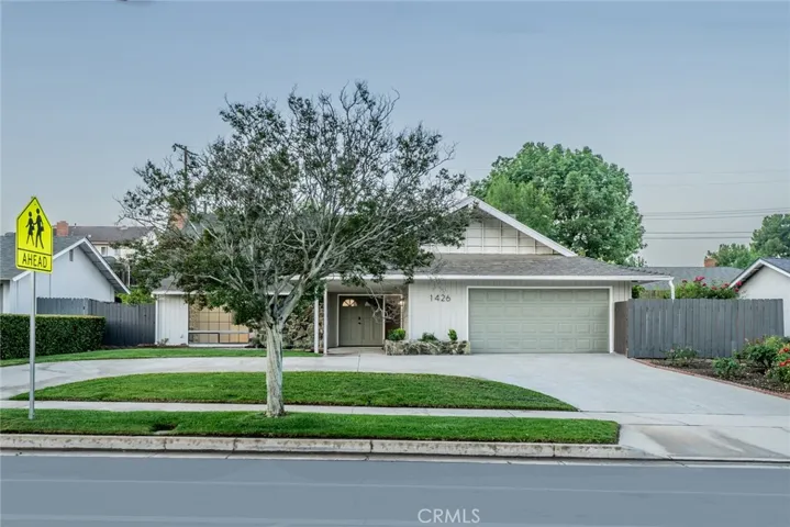 1426 5th, Redlands, California 92374