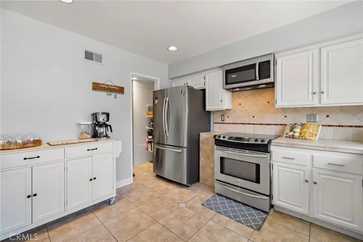 Walk-in pantry