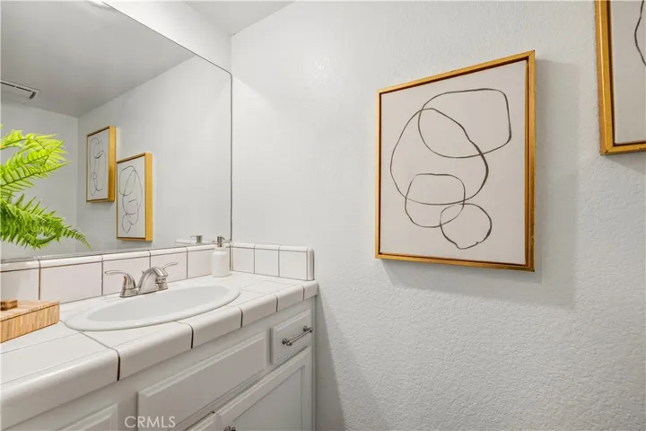 917 Euclid 1, Long Beach, California 90804