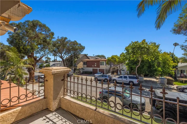 917 Euclid 1, Long Beach, California 90804
