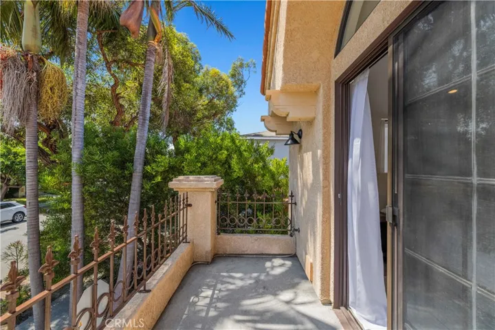 917 Euclid 1, Long Beach, California 90804