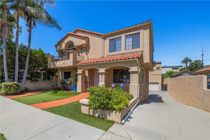 917 Euclid 1, Long Beach, California 90804