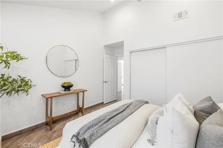 917 Euclid 1, Long Beach, California 90804