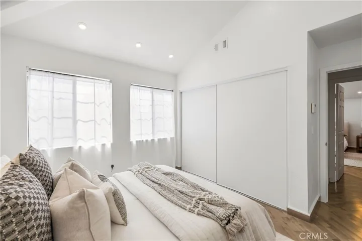 917 Euclid 1, Long Beach, California 90804