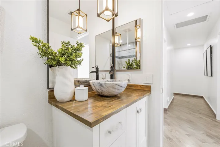 917 Euclid 1, Long Beach, California 90804