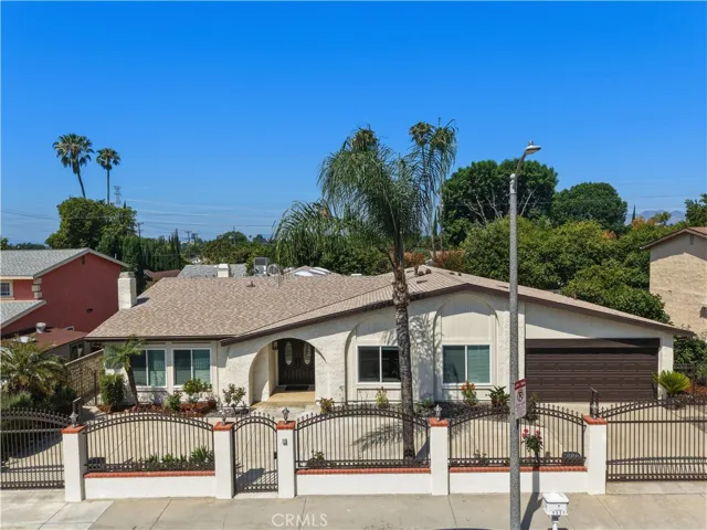 9521 Yolanda, Northridge, California 91324