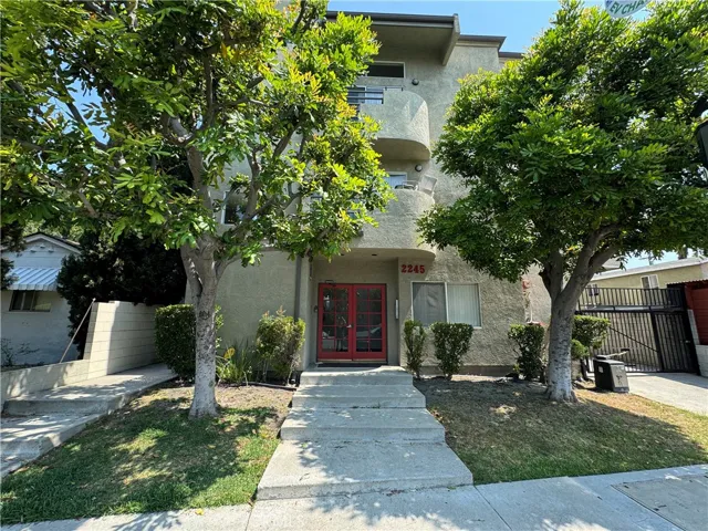 2245 Las Colinas Avenue 103, Los Angeles, California 90041
