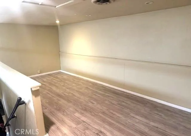 2nd floor space