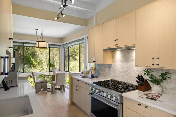 24875 N Carmel Hills Drive, Carmel, California 93923