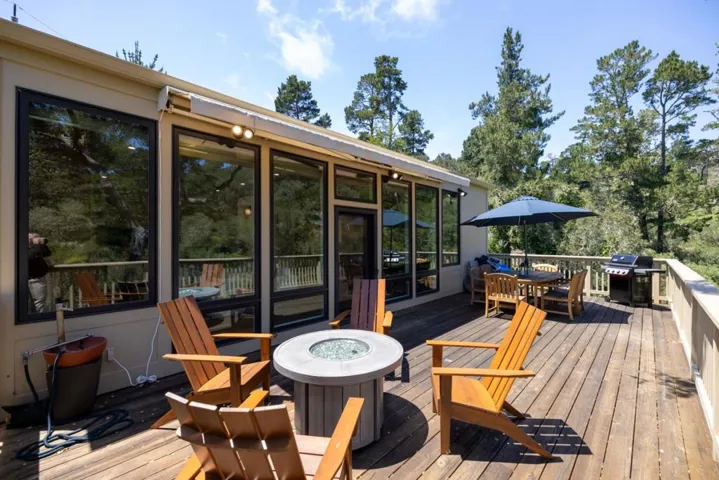 24875 N Carmel Hills Drive, Carmel, California 93923