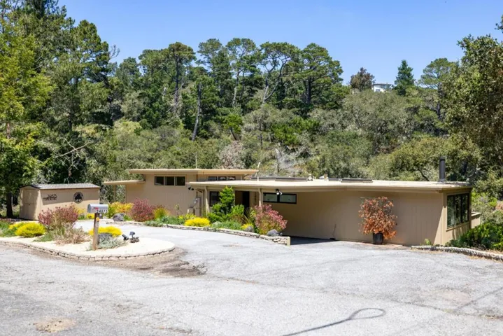24875 N Carmel Hills Drive, Carmel, California 93923