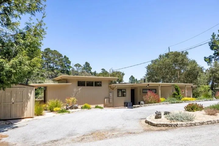 24875 N Carmel Hills Drive, Carmel, California 93923