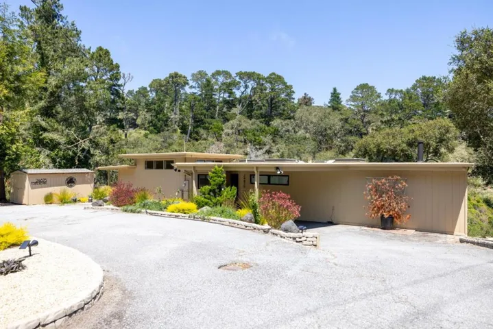 24875 N Carmel Hills Drive, Carmel, California 93923