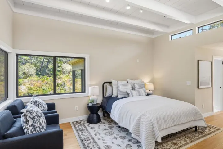 24875 N Carmel Hills Drive, Carmel, California 93923
