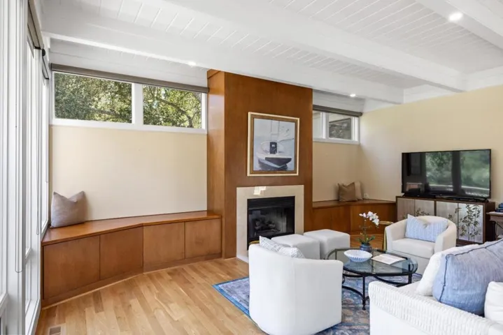 24875 N Carmel Hills Drive, Carmel, California 93923
