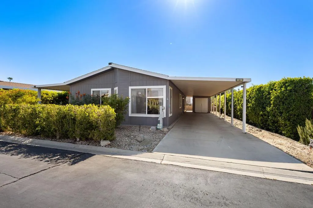 73450 Country Club Dr., spc 33