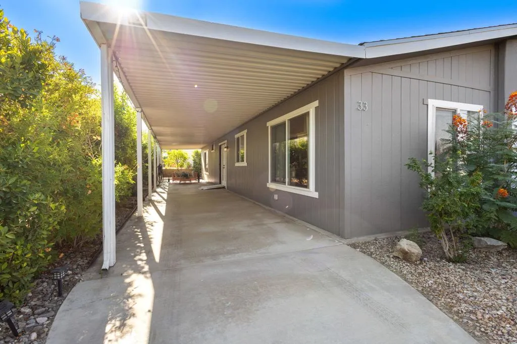 73450 Country Club Dr., spc 33