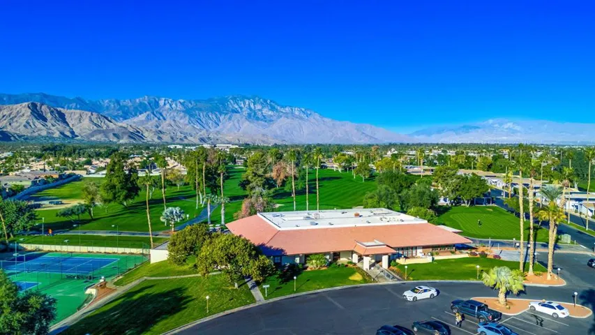 73450 Country Club Dr., spc 33