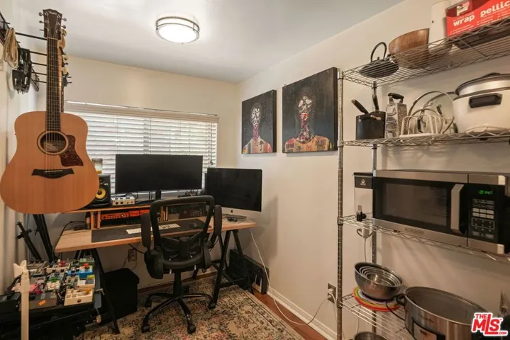 2142 Baxter Street, Los Angeles, California 90039